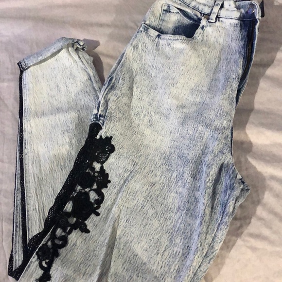 L.A Blues Light Wash Vintage High Waisted Jeans - Picture 2 of 6